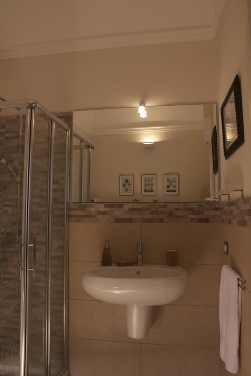 B&B Velardi Viagrande Eksteriør billede